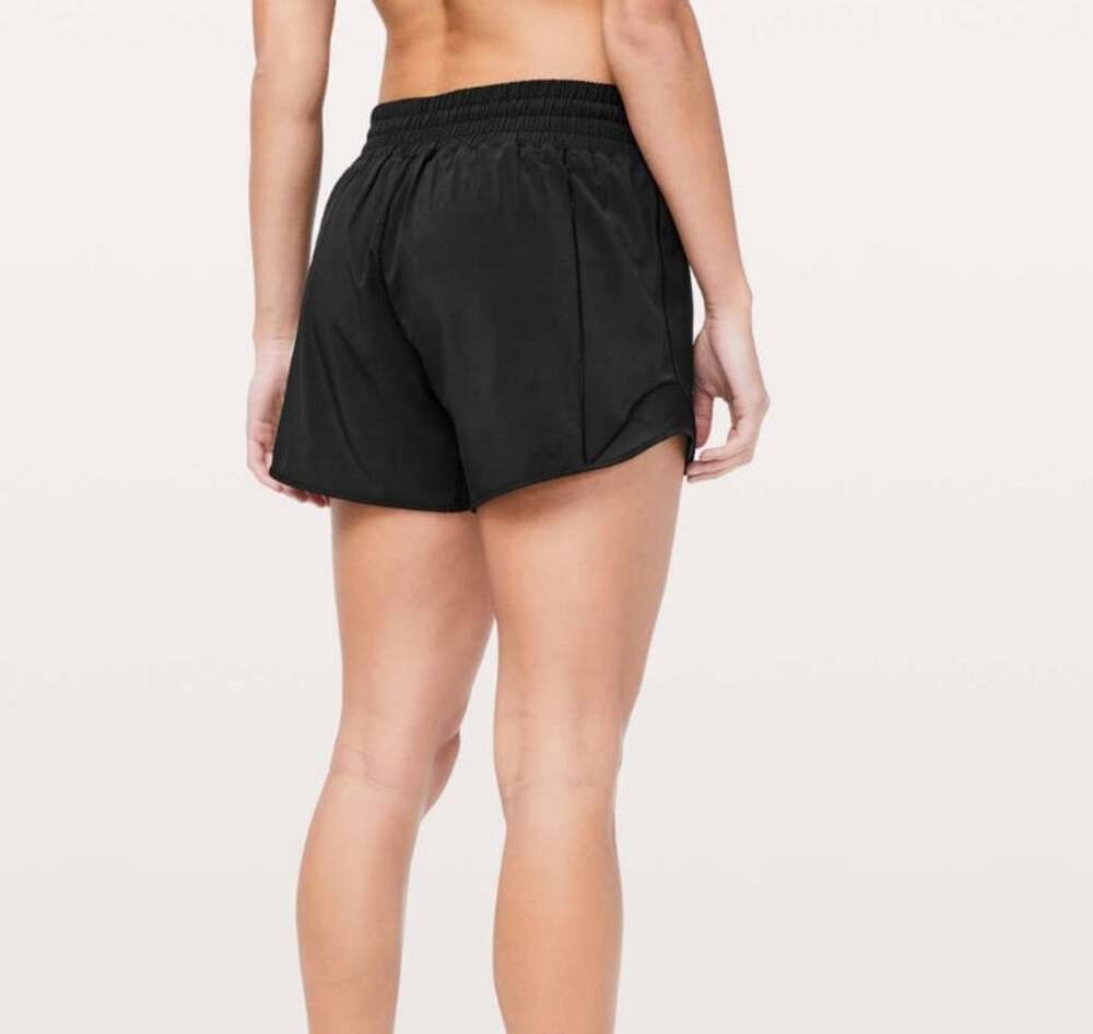 Lululemon Hotty Hot Short *High-Rise 4" Black Size 6